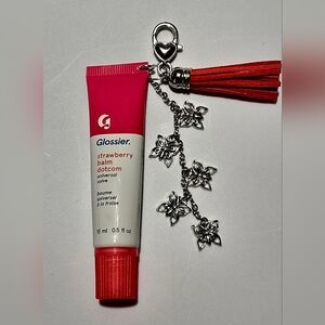 Glossier Strawberry Balm Dotcom  NEW